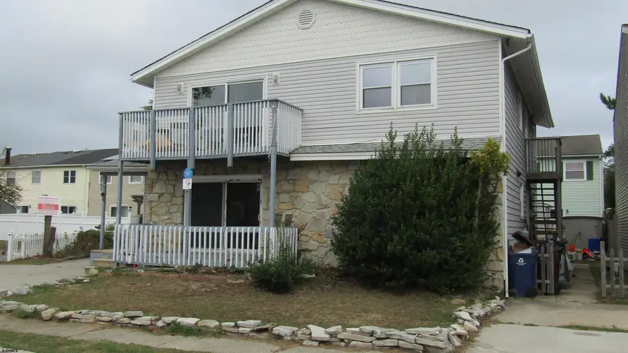 316-318 Hampshire Dr, Ventnor City, NJ 08406 - #2