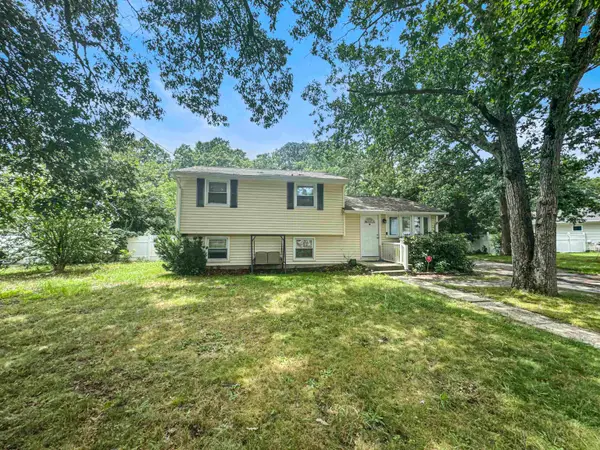 308 E Magnolia Ave, Galloway Township, NJ 08205