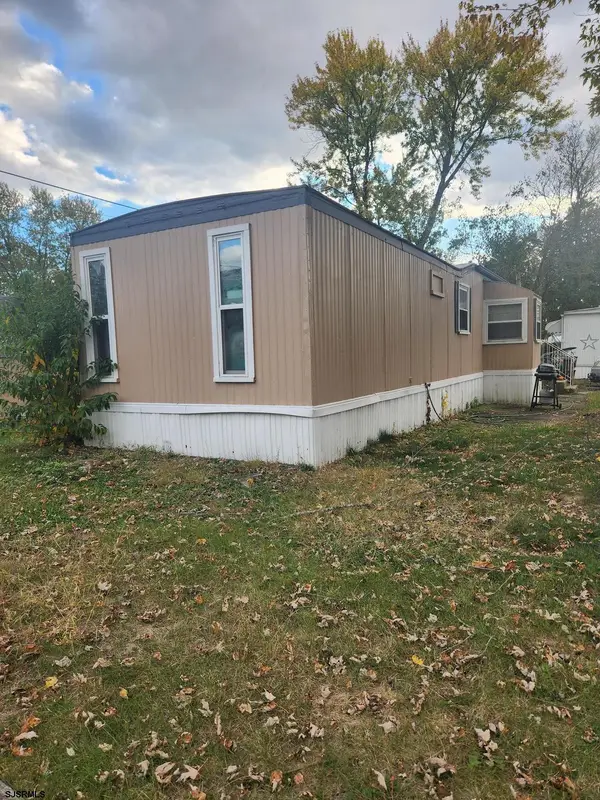 200 Nevada Ave, Williamstown, NJ 08094