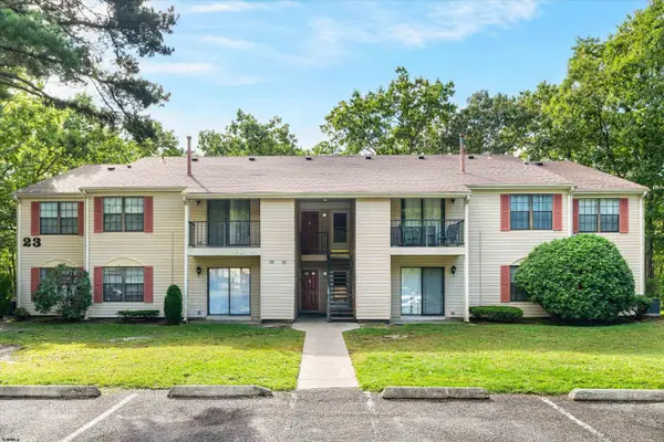 131 Liberty Ct #131, Galloway Township, NJ 08205