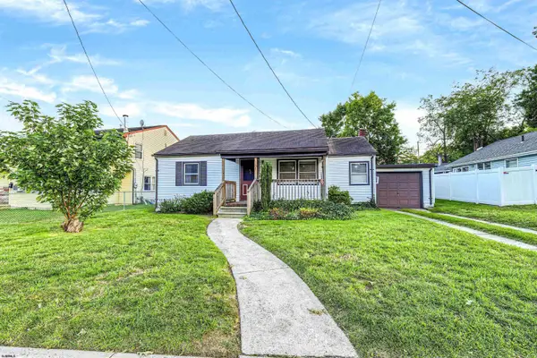 335 E Wyoming Ave, Absecon, NJ 08201