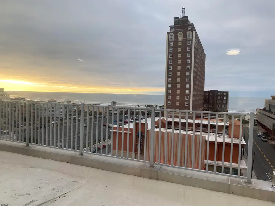 37 S Iowa Ave #7B, Atlantic City, NJ 08401 - #2