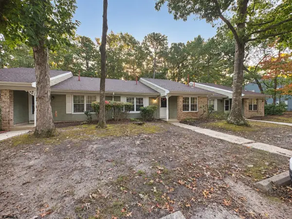 152 Club Pl #152, Galloway Township, NJ 08205