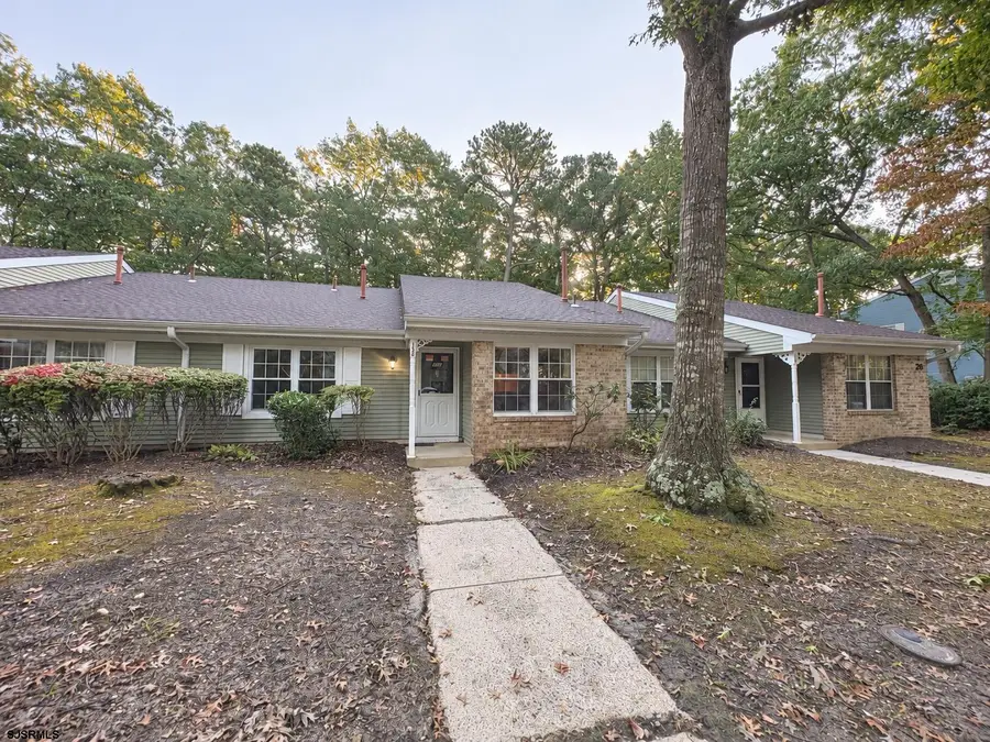 152 Club Pl #152, Galloway, NJ 08205 - #2
