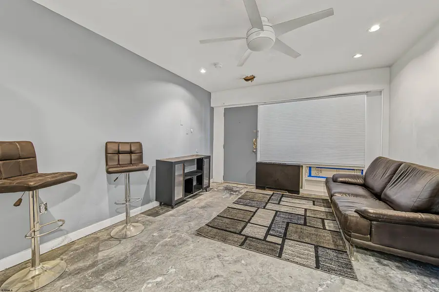 108 S Montpelier Ave #316, Atlantic City, NJ 08401 - #3