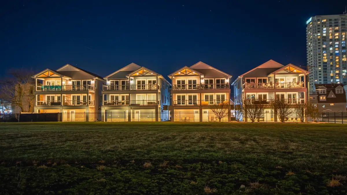 12 S New Hampshire Ave, Atlantic City, NJ 08401 - #1