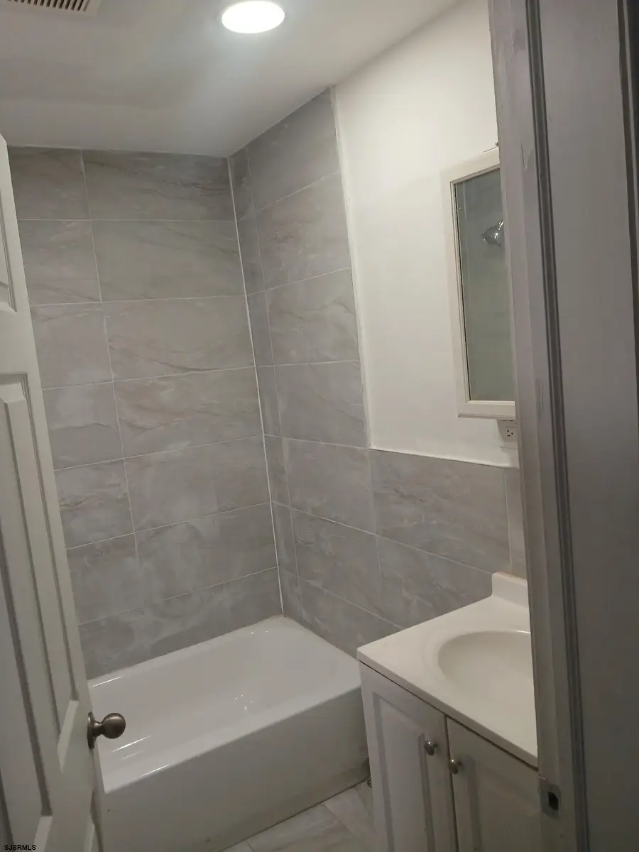 1107 Arctic Ave, Atlantic City, NJ 08401-0000 - #3