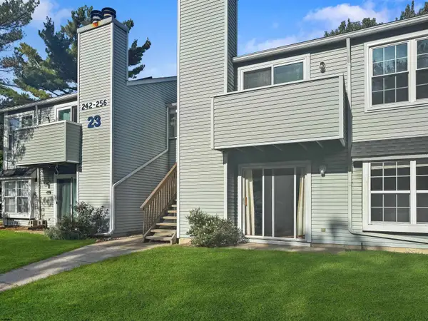 250 Meadow Ridge Road #250, Smithville, NJ 08205