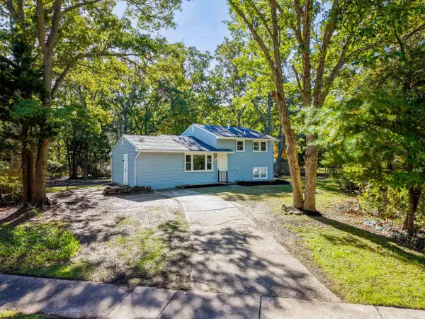 324 E Key Dr, Galloway Township, NJ 08205