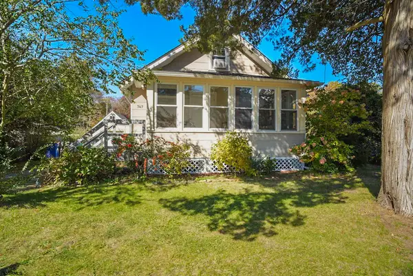 747 Havana Ave, Egg Harbor City, NJ 08215