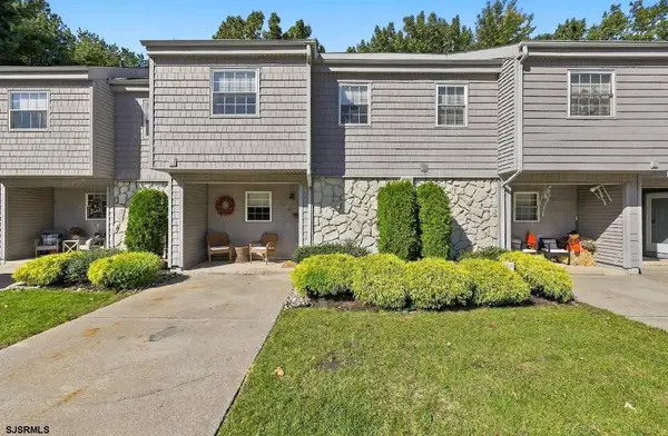 12 Harbor Dr #12, Hammonton, NJ 08037