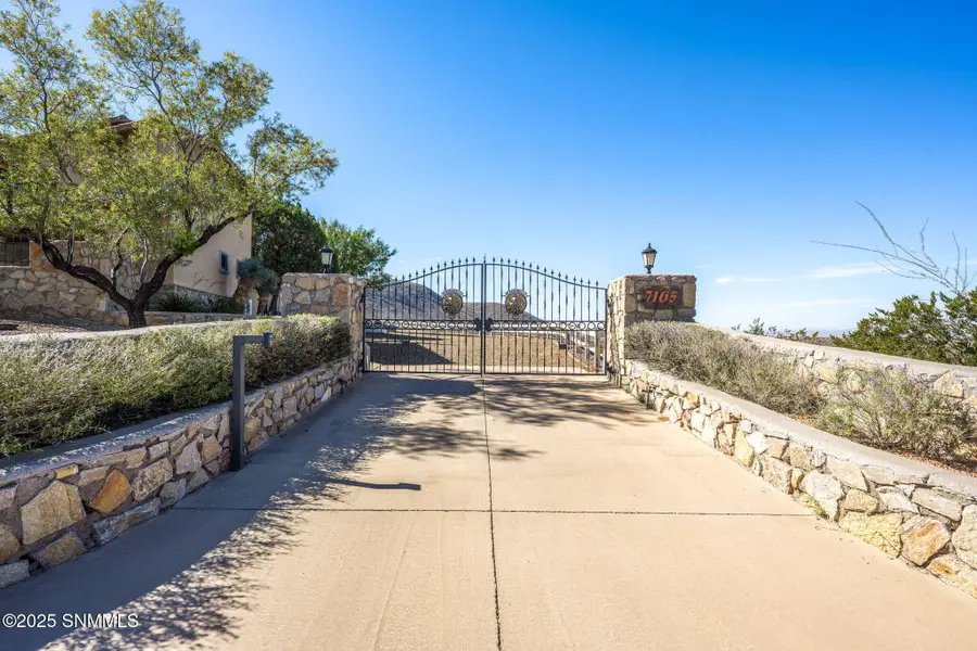 7165 Lake Lucero Loop, Las Cruces, NM 88011 - Image #2