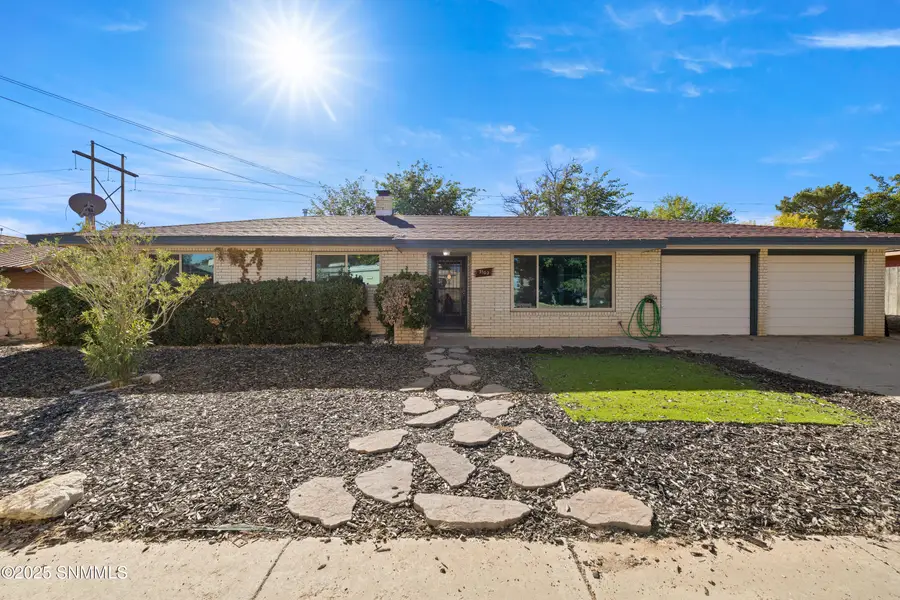 3102 Hilldale Street, Las Cruces, NM 88005 - Image #2