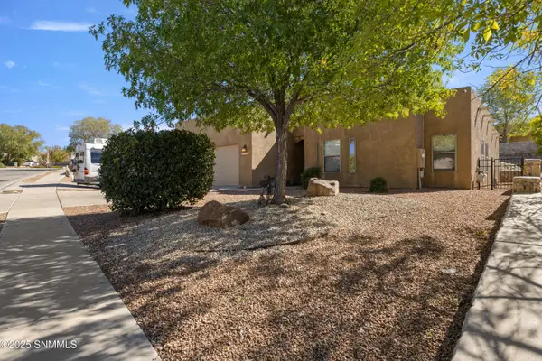 2220 Dakota Drive, Las Cruces, NM 88011