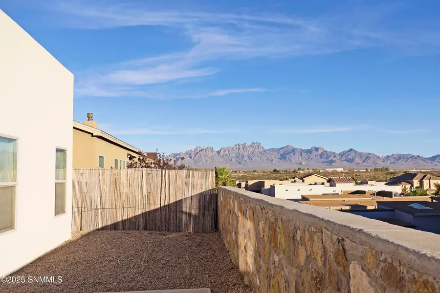 3038 Dos Vistas Avenue, Las Cruces, NM 88012 - Image #3