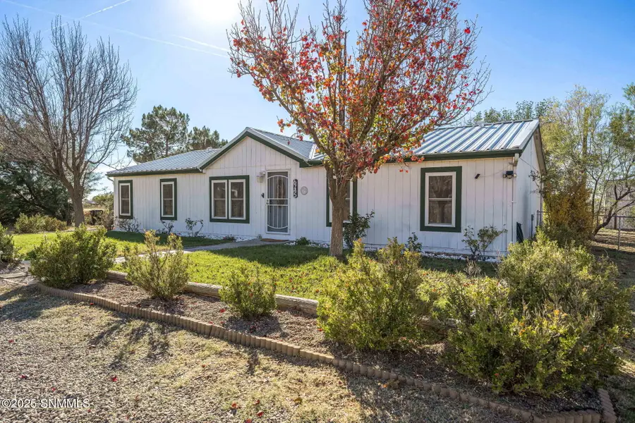 6745 Macarthur Road, Las Cruces, NM 88012 - Image #3