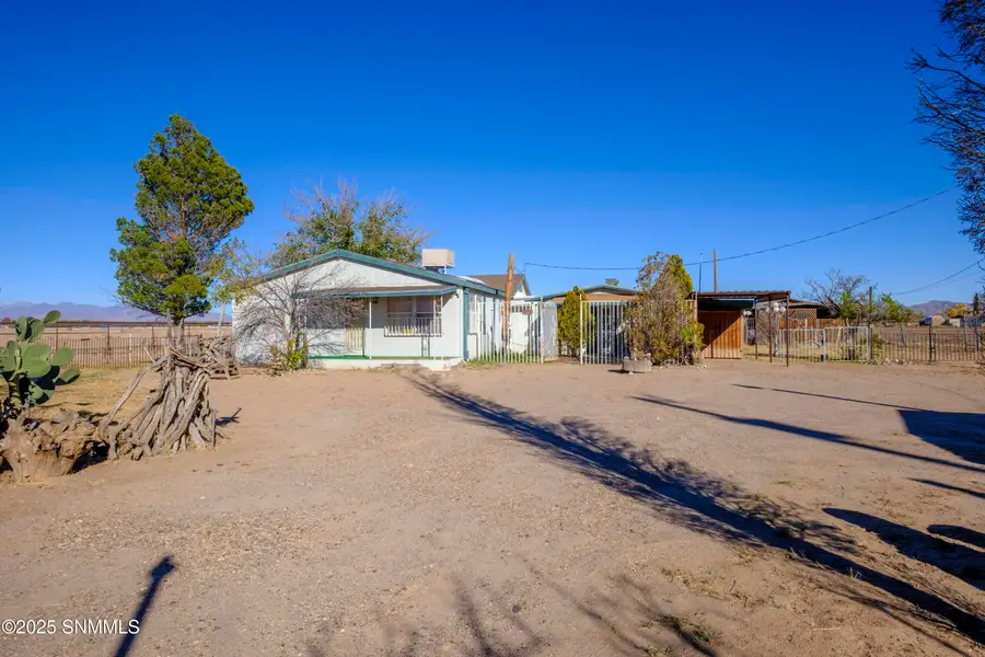 615 W Ojito De Madrid Drive, Anthony, NM 88021 - #3