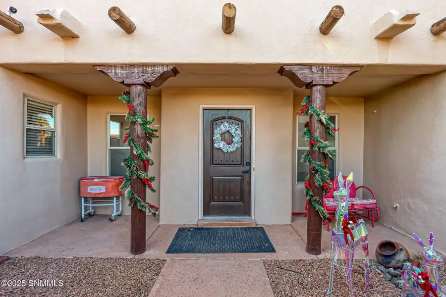 2817 Diamond Springs Drive, Las Cruces, NM 88011 - Image #3