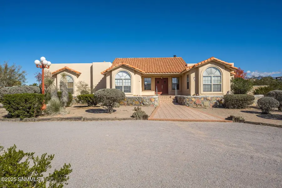 4436 Echo Canyon Road, Las Cruces, NM 88011 - Image #2