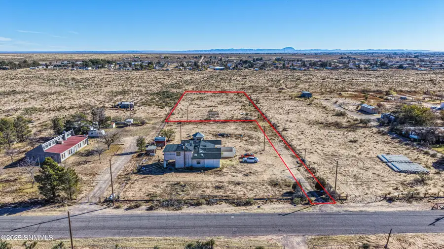 694 Sagewood Drive, Chaparral, NM 88081 - Image #2