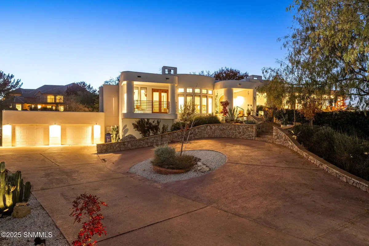 761 Loma Verde Lane, Las Cruces, NM 88011 - Image #1