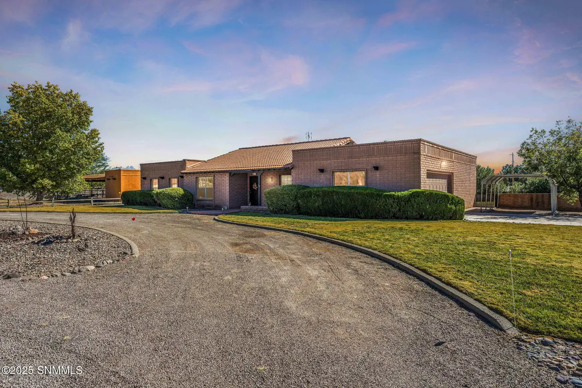 1927 Francine Court, Las Cruces, NM 88007 - Image #1