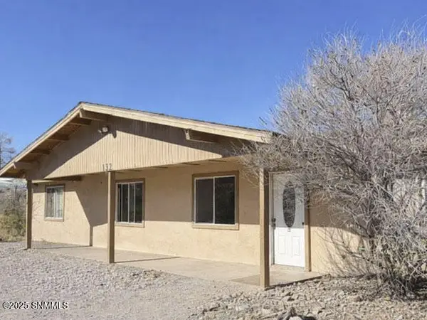 122 N Riverside Drive, Elephant Butte, NM 87935