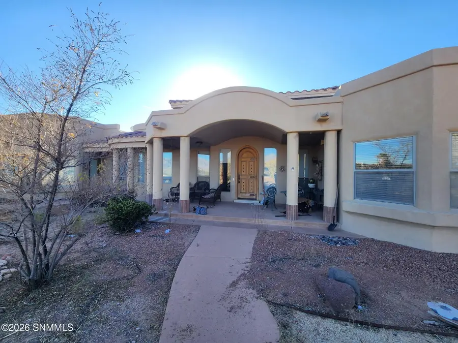 5468 Remington Road, Las Cruces, NM 88011 - Image #2