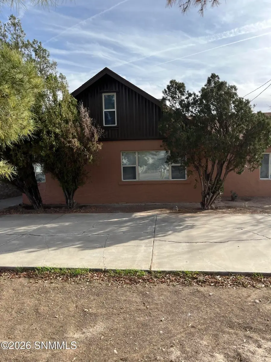 635 Hoagland, Las Cruces, NM 88005 - Image #2
