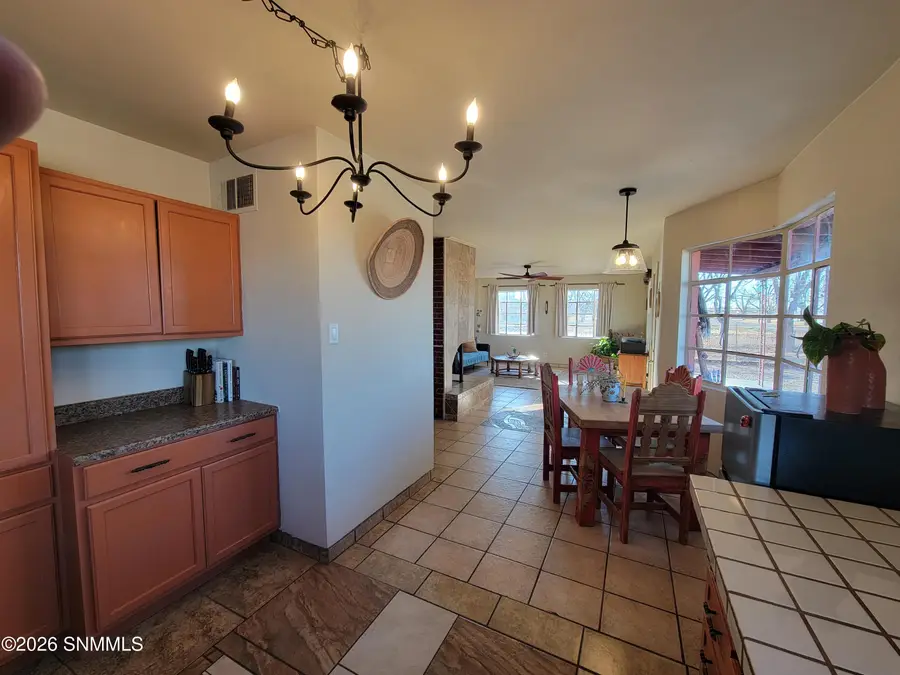 605 Mcclure Road, Las Cruces, NM 88007 - Image #2
