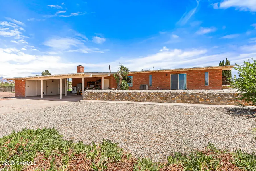 4040 Cholla Road, Las Cruces, NM 88011 - Image #2