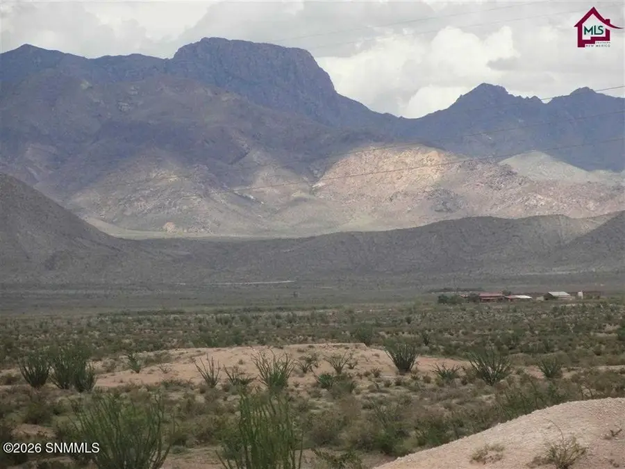 74 Santana Rd. Road, Vado, NM 88072 - Image #3