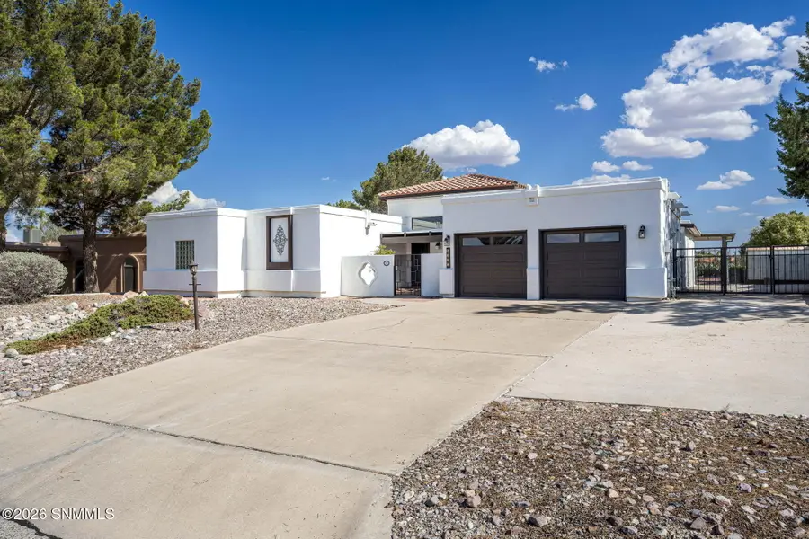 6555 Vista De Oro, Las Cruces, NM 88007 - Image #2
