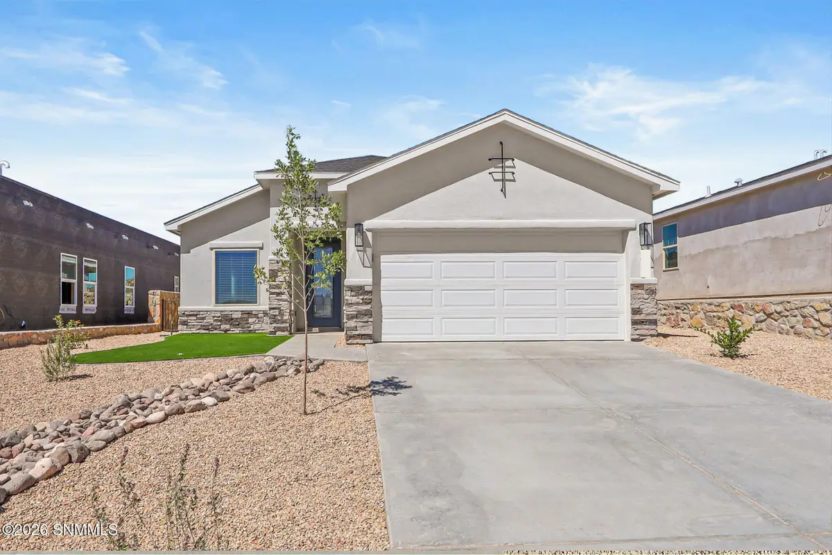 4082 Portrait Street, Las Cruces, NM 88012 - Image #1