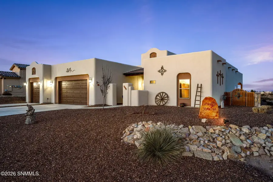 1622 Calle De Valezquez, Las Cruces, NM 88007 - Image #3