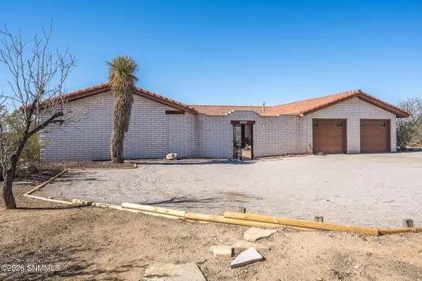 4000 Senna Drive, Las Cruces, NM 88011