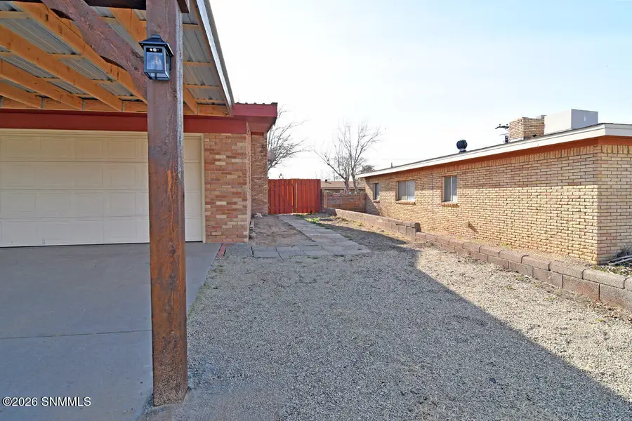 1012 Cedardale Drive, Las Cruces, NM 88005 - Image #3