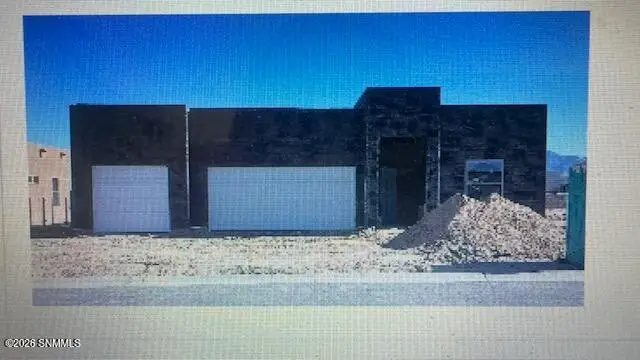 6564 Blackbird Road, Las Cruces, NM 88012 - Image #1