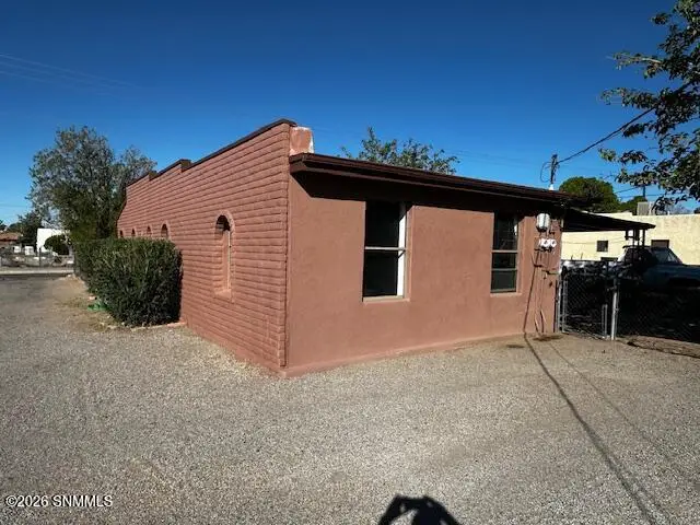 807 Chaparro Street, Las Cruces, NM 88001 - #3