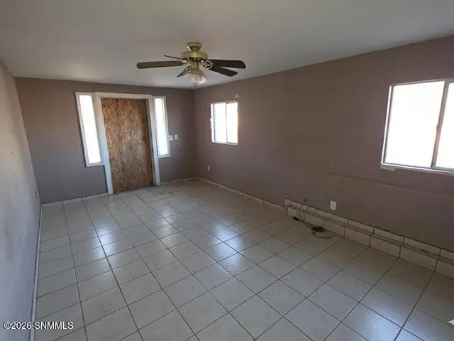 1209 S Locust Street, Las Cruces, NM 88001 - #3