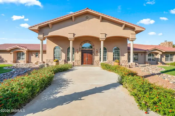 63 Desert Lakes Road, Alamogordo, NM 88310