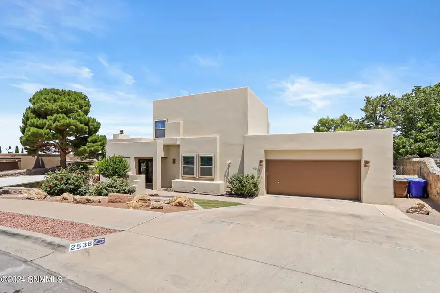 2538 Cherokee Circle, Las Cruces, NM 88011 - #2