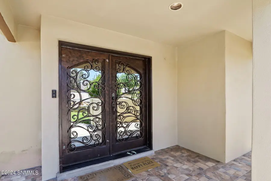 2538 Cherokee Circle, Las Cruces, NM 88011 - #3