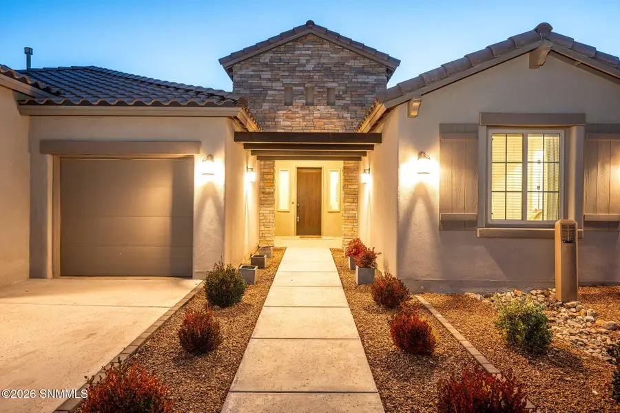 7517 Sussex Court, Las Cruces, NM 88007 - #3