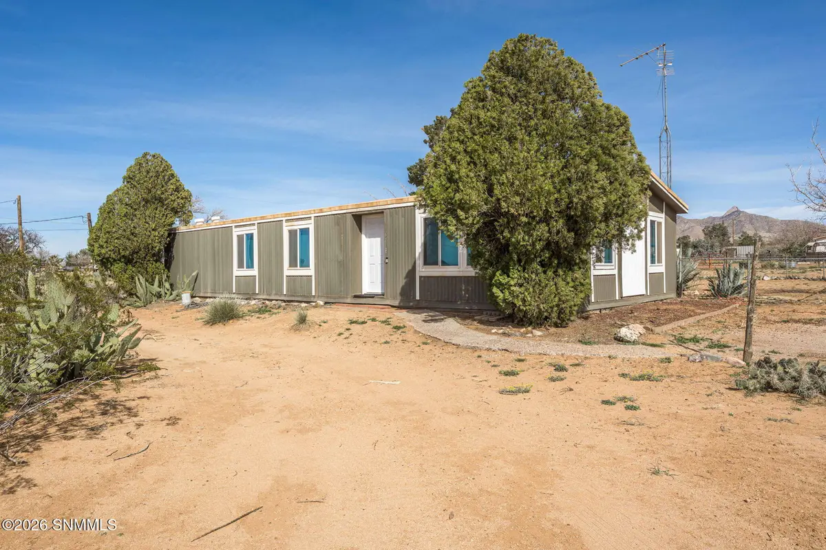 6744 Macarthur Road, Las Cruces, NM 88012 - #1