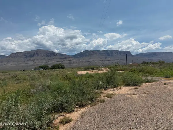 48 South Gate Drive, Alamogordo, NM 88310