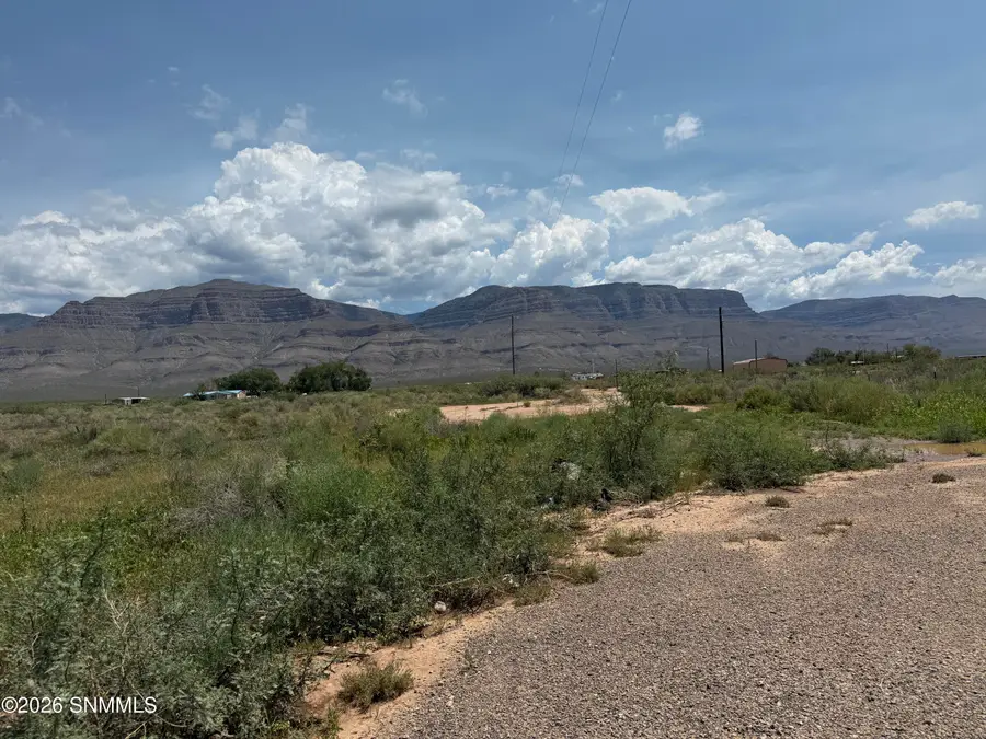 48 South Gate Drive, Alamogordo, NM 88310 - #2