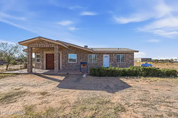 208 Diamondback Drive, Chaparral, NM 88081