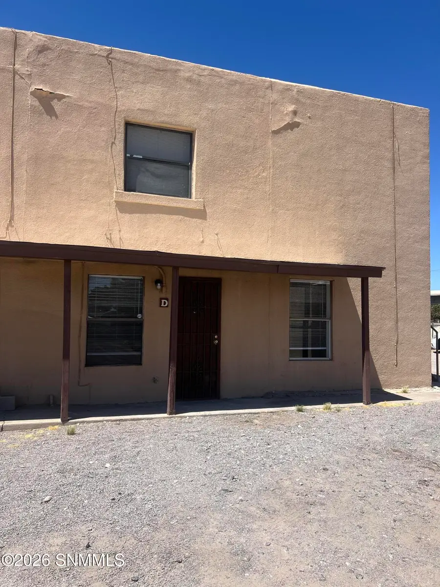 711 Foster Road, Las Cruces, NM 88001 - #3