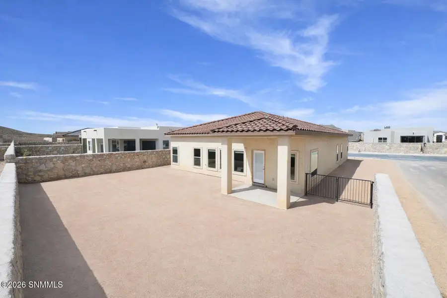 3760 Portrait Street, Las Cruces, NM 88012 - #2